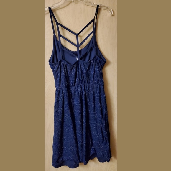 Vanity Navy Dress With Lace Overlay - XL - Picture 2 of 7